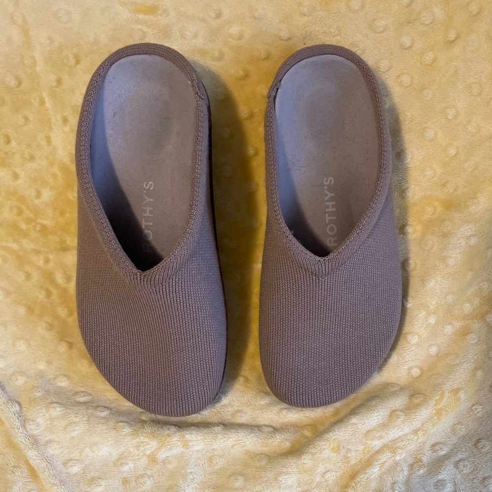 Rothy’s clog-size 5